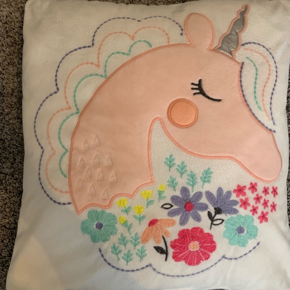 Sonoma unicorn decorative pillow size 16”x16” - Picture 2 of 6